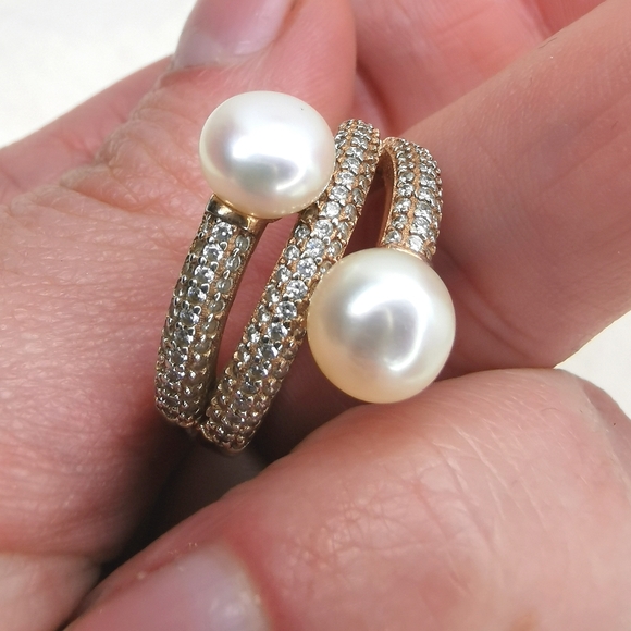Lucas Lameth sterling ring with freshwater pearls and white sapphires - Picture 4 of 6